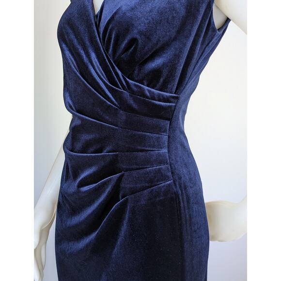 Evan Picone Black Label Sheath Dress Size 4 Sleeveless Deep Blue Velvet Ruched - Picture 3 of 10